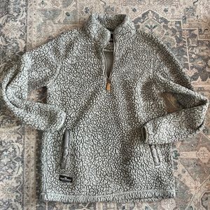 Simply southern pullover